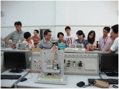 1490669508792093828.png 单片机.png