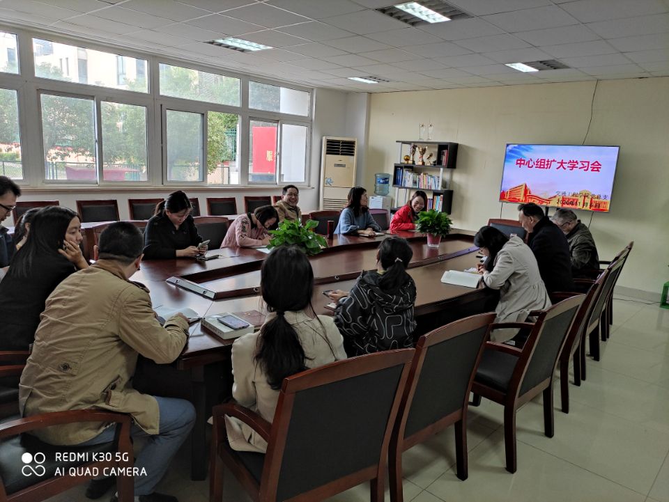 1604928725954028423.jpg 1604928725954028423.jpg