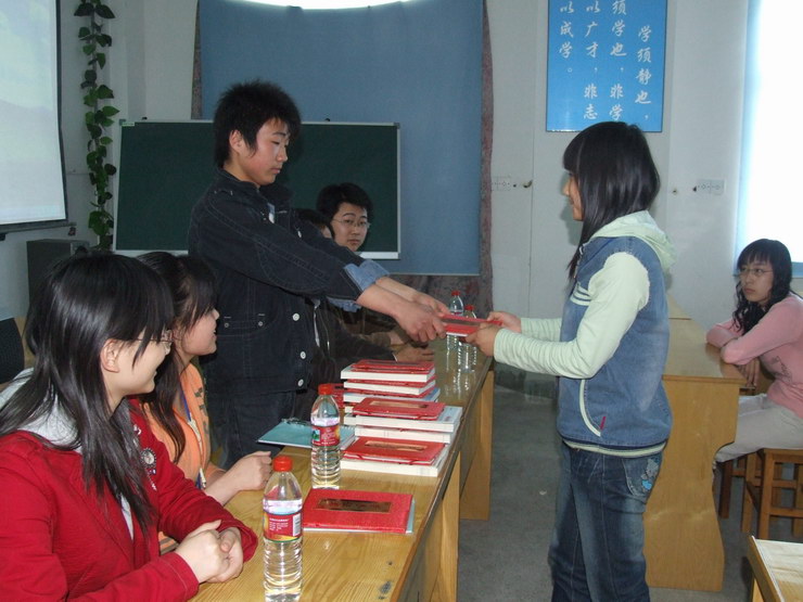 1490165270913067070.jpg 20130402144226334006.jpg