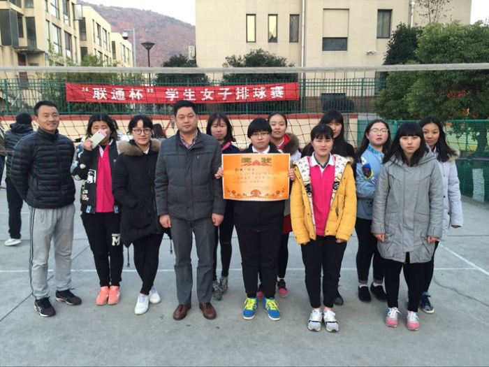 1490247938635010595.jpg 20151218144505902002_s.jpg