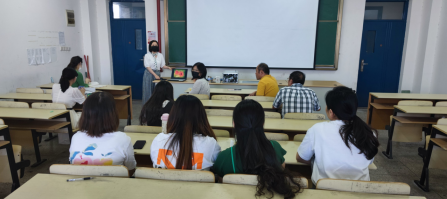 集体备课展成果，齐心协力共提升——语文教研室开展集体备课试讲活动