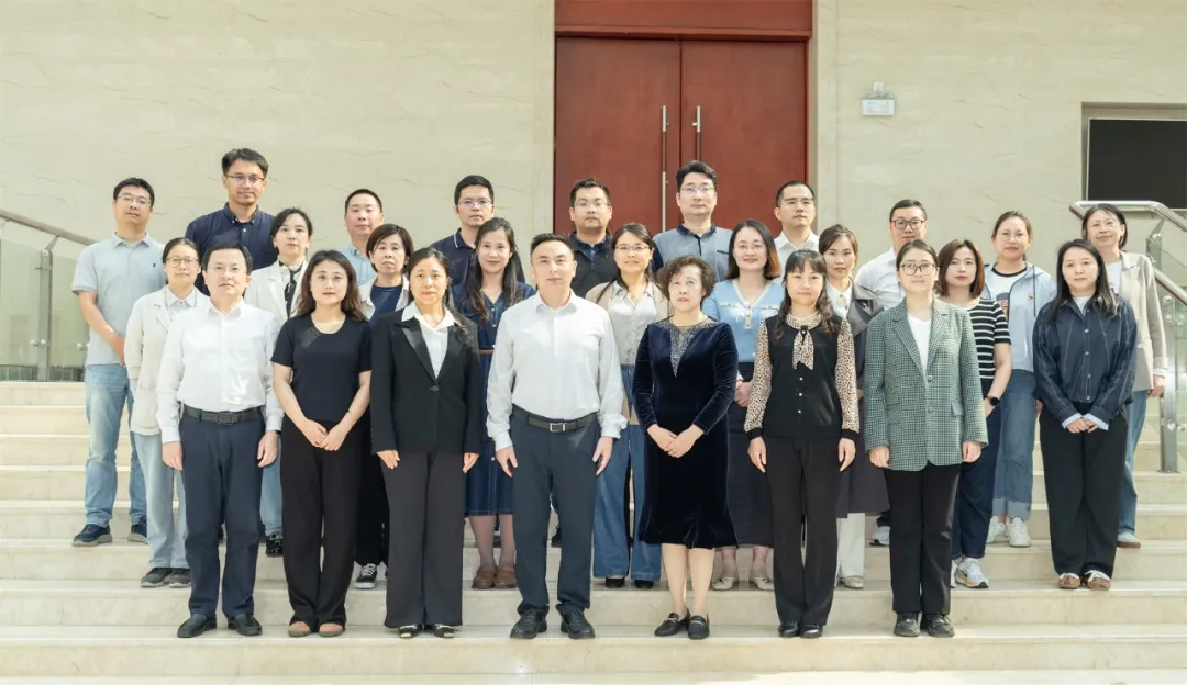 学校举办“好家风 好人生”廉洁课堂