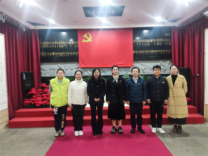 凝心聚力学思想 砥砺前行强党性——学生工作处党支部赴“无锡第一支部党建基地”开展主题党日活动