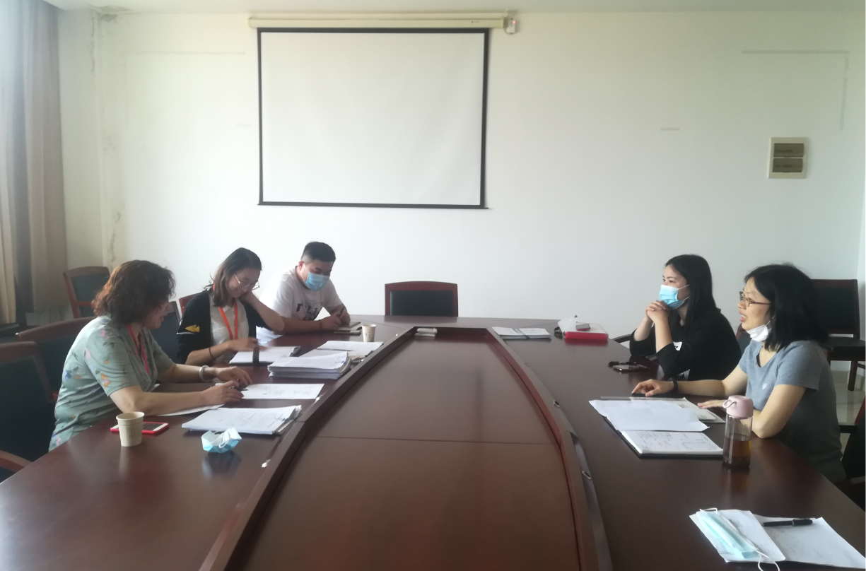 信息管理学院迎接学校2019-2020学年第二学期期中学生工作检查